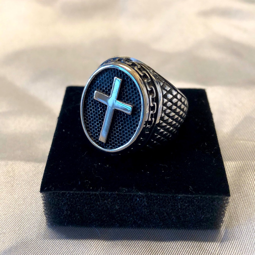 Antique Cross Ring - Size 11 stainless steel